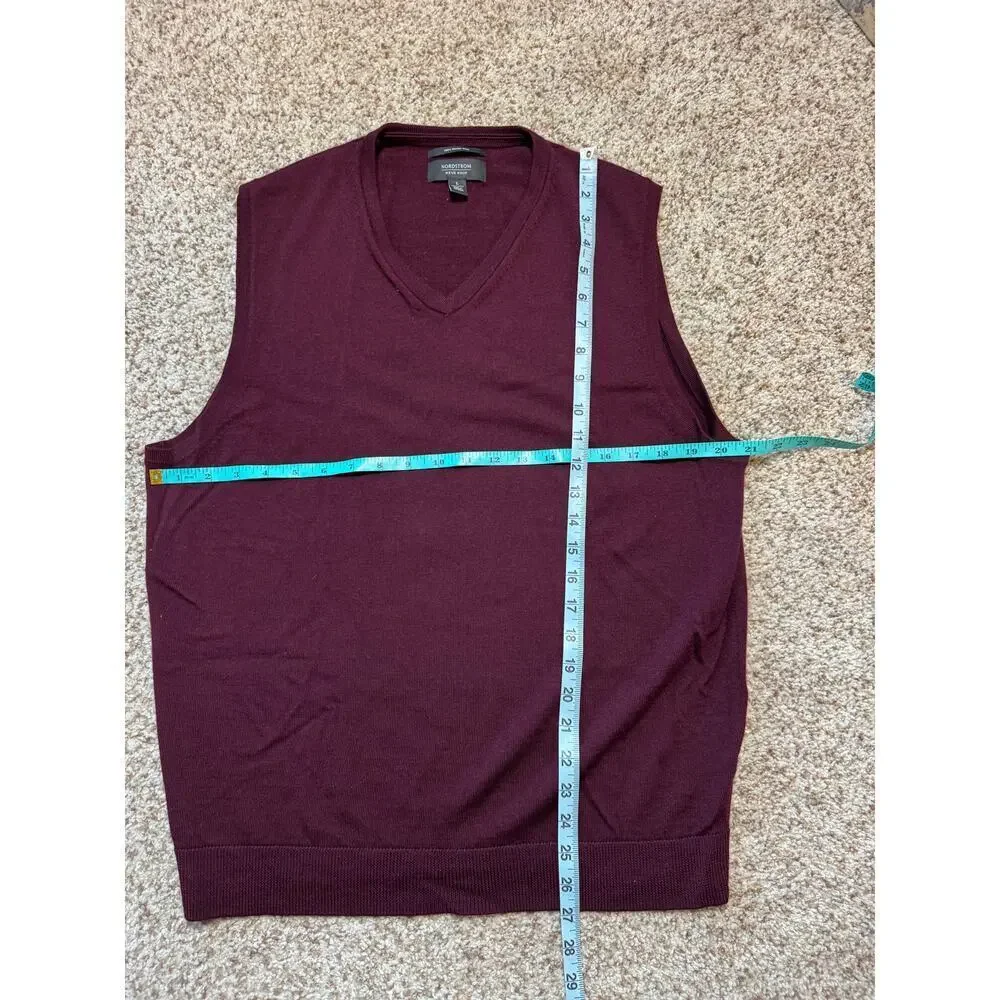 NORDSTROM 100% Merino Wool lightweight Sweater Vest; Maroon; LG; Classic;